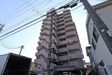 宝マンション東起第5の外観（北西側から）