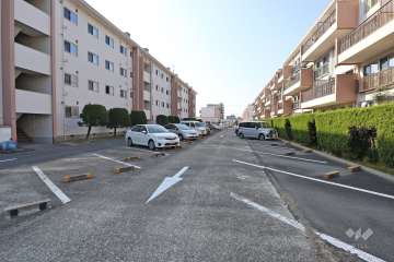 敷地内駐車場（屋外平面式）
