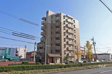 モアグレース高畑南の外観（北西側から）