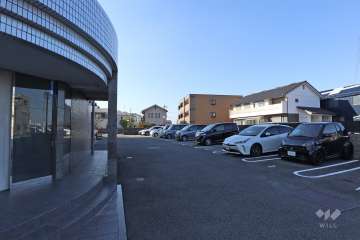 敷地内駐車場（屋外平面式）