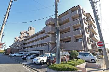 ダイアパレス伏屋壱番館の外観（北西側から）