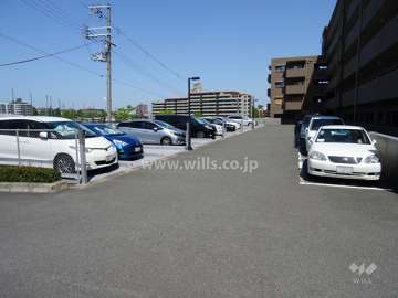 敷地内駐車場（屋外平面式・屋外機械式）