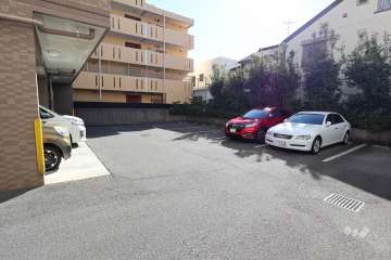 敷地内駐車場（屋内平面式、屋外平面式）