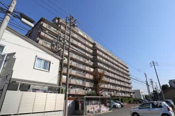 宝東起ハイツの外観（南西側から）