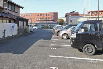 敷地内駐車場(屋外平面式)