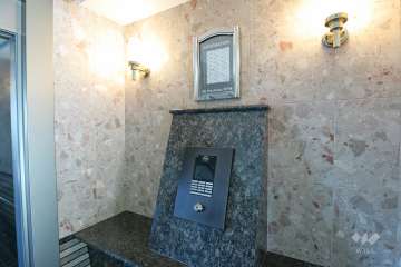 オートロックの操作盤、案内板