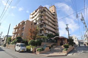 ライオンズマンション畑田町の外観（北東側から）