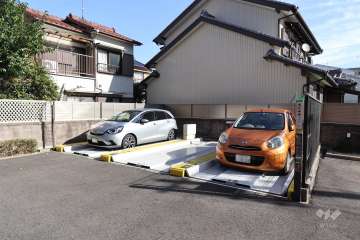 敷地内駐車場（屋外機械式）