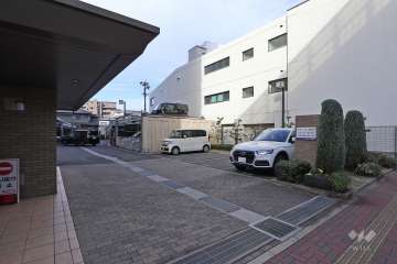 駐車場出入り口・敷地内駐車場（屋外平面式、屋外機械式）