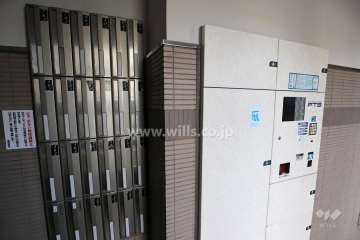 宅配ボックスと共用ポスト