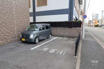 来客者用駐車場