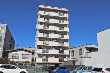 シャンボール八田の外観（南側から）