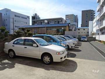 敷地内駐車場（屋外平面式）