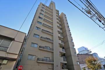 グレイス尾頭橋の外観（北側から）