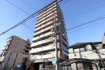 ビューパレス尾頭橋公園の外観（南東側から）