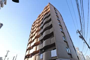 レインボー山王の外観（南東側から）