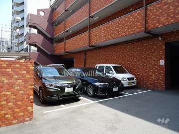 敷地内駐車場（屋外平面式）