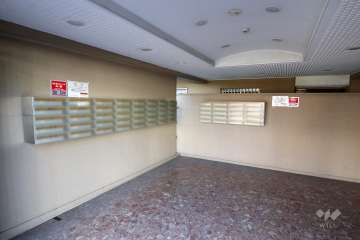 エントランス（共用ポスト）