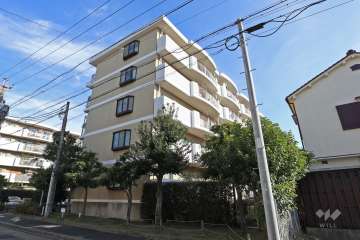 パストラルハイム明徳二番館の外観（南東側から）