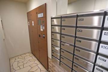 宅配ボックスと共用ポスト