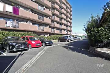 敷地内駐車場(屋外平面式)