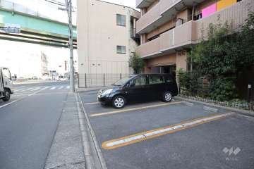 敷地内駐車場（屋外平面式）