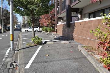 敷地内駐車場(屋外平面式)