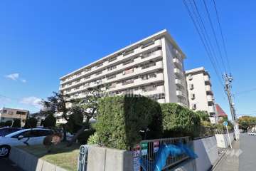 イトーピア八島マンションB棟の外観（南東側から）