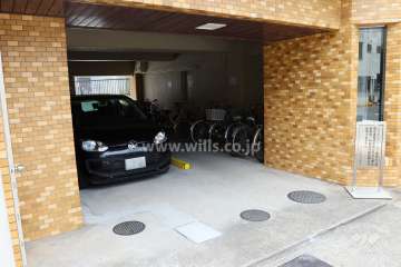 敷地内駐車場（屋内平面式）