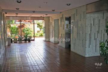 エントランスホール