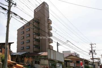 ライオンズマンション岩塚第2の外観（北東側から）