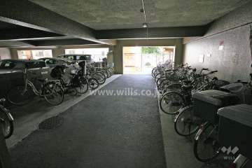 駐輪場、敷地内駐車場（屋内平面式）