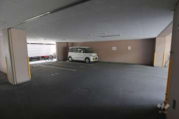 敷地内駐車場（自走式立体）1階部分