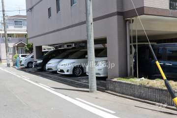 敷地内駐車場（屋内平面式）