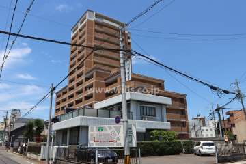ハートヒルズ名駅北の外観（南東側から）