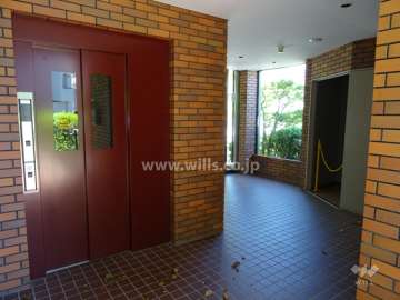 エントランスホール