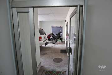 駐車場からの出入口