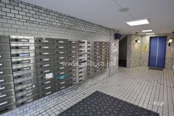 エントランス(共用ポスト)