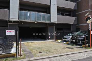 敷地内駐車場（屋外機械式・屋内平面式）