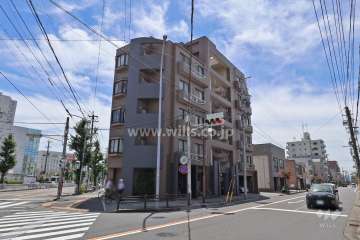 フォンティーヌ日赤ステーションの外観（北西側から）