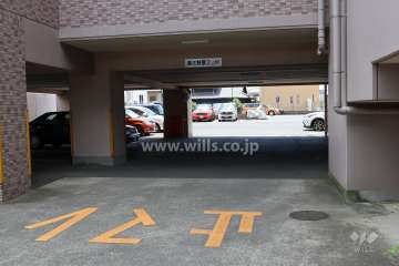 駐車場出入口