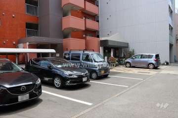 敷地内駐車場（屋外平面式）