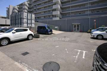 敷地内駐車場（屋外平面式）