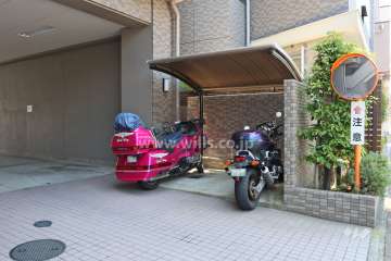 バイク置き場