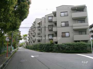 東急ドエル藤白台アネックスの外観（北東側から）