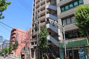 プレサンス名古屋駅前ヴェルロードの外観（南東側から）