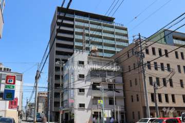 ライオンズ名古屋ステーションアクシスの外観（南西側から）