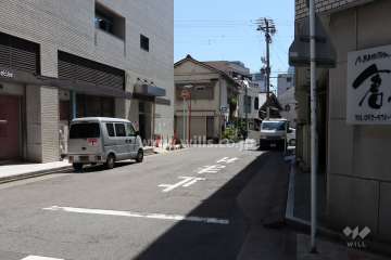 敷地北側の前面道路