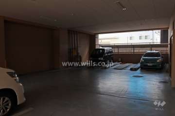 敷地内駐車場（屋内機械式）