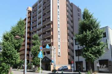 プレサンス名古屋駅前の外観（北西側から）